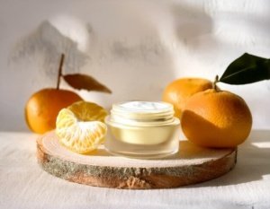 crème de nuit hydratante et naturelle à l’argan et à la fleur d’orange